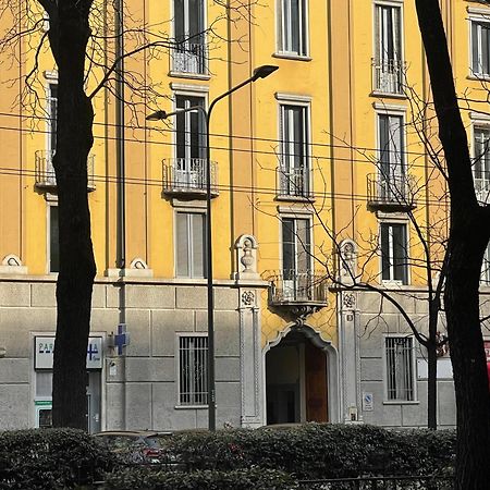 Appartamento A 5 Minuti Dal Centro Di Milano Di Anita E Marco Экстерьер фото