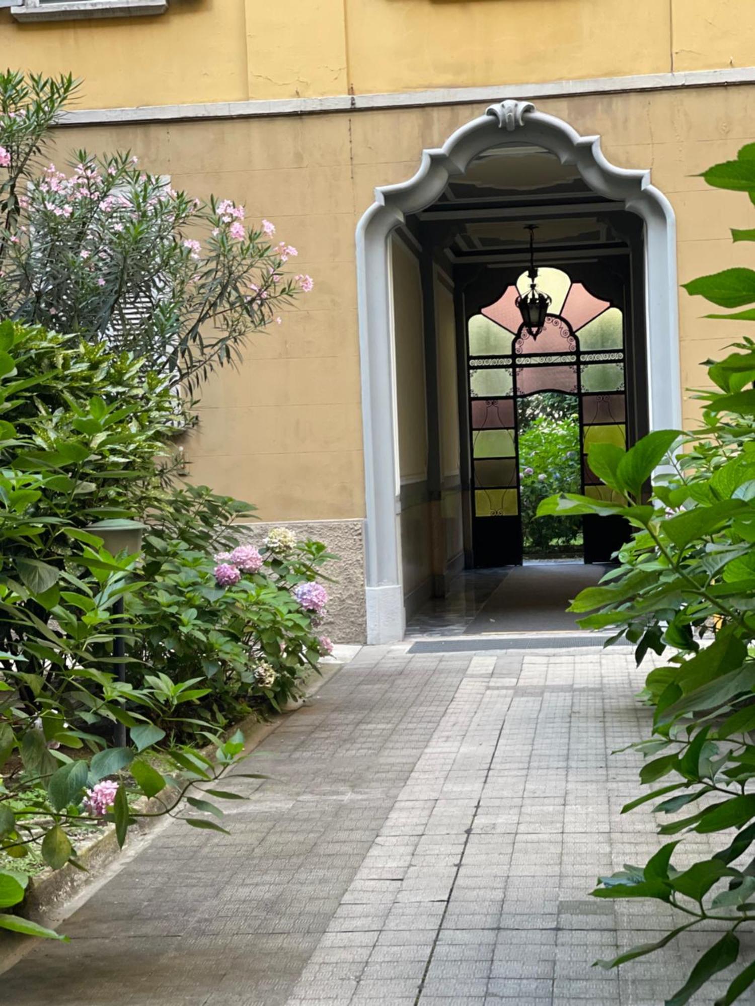 Appartamento A 5 Minuti Dal Centro Di Milano Di Anita E Marco Экстерьер фото